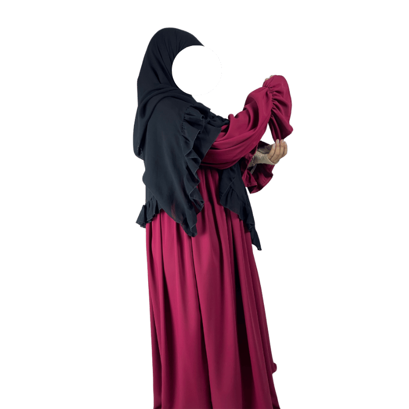 موديل نور الملكي