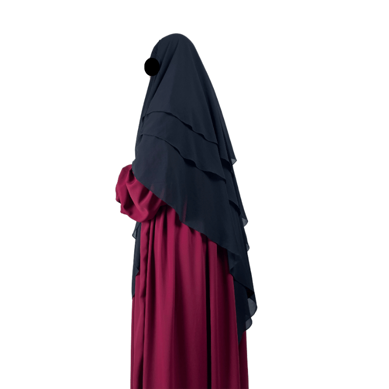موديل نور الملكي