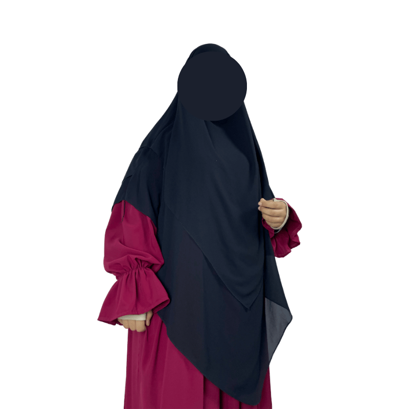 موديل نور الملكي