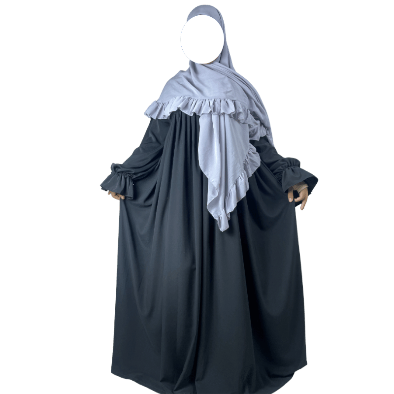 موديل نور الملكي