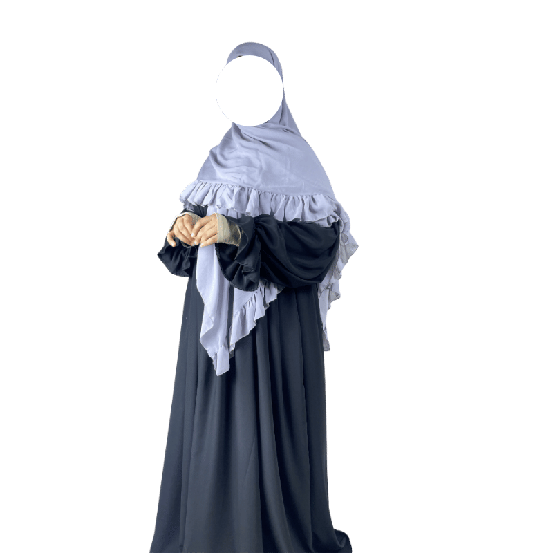 موديل نور الملكي