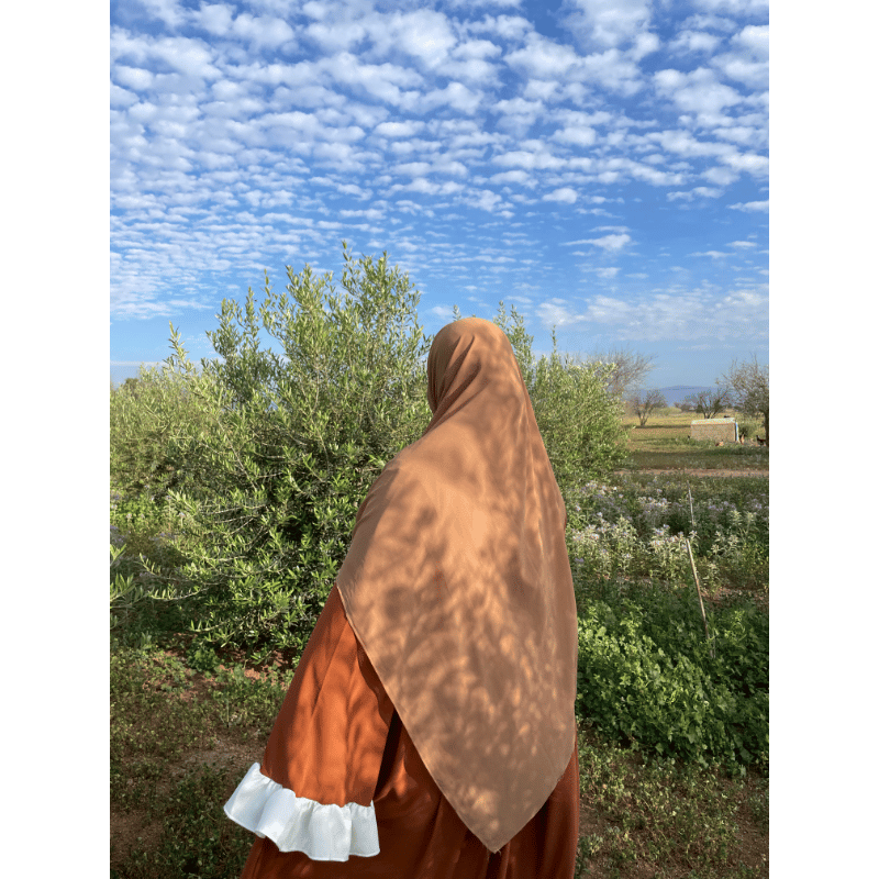 موديل نور الملكي